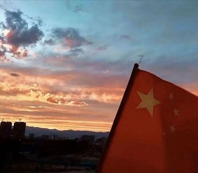 弹球扣篮