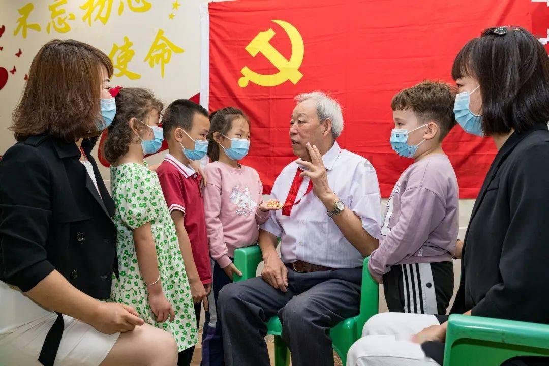 喜羊羊兄妹雪球大战3